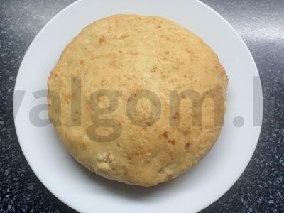 Duona su varškės sūriu ir avižiniais dribsniais pagrindine nuotrauka