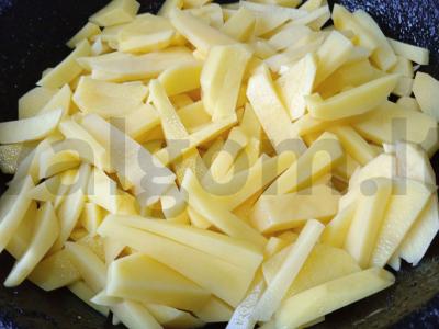 Keptas bulves su kiaulienos skruostais Žingsnis 2