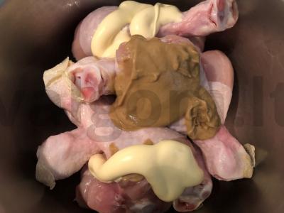 Vištienos blauzdelės garstyčių ir česnako marinate Žingsnis 2