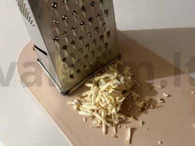 Skani sumuštinis folijoje su dešrainių sūriu Žingsnis 3