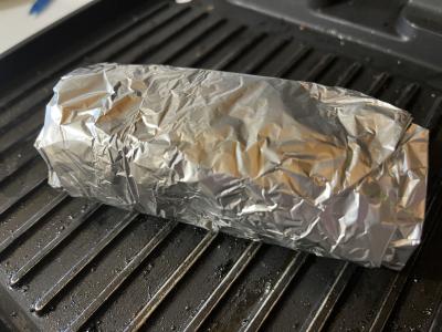 Skani sumuštinis folijoje su dešrainių sūriu Žingsnis 9