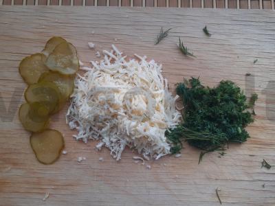 Karšti sumuštiniai su dešrelėmis Žingsnis 1