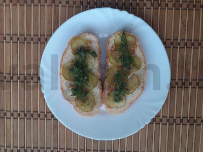 Karšti sumuštiniai su dešrelėmis Žingsnis 3