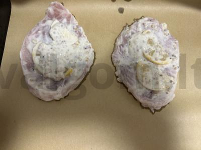 Keptas kiaulienos eskalopas jogurto-garstyčių marinate Žingsnis 4