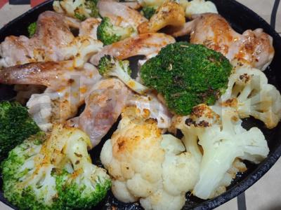 Vištienos sparneliai su mandarinų aromatu, kepti su žiediniais kopūstais ir brokoliais Žingsnis 6