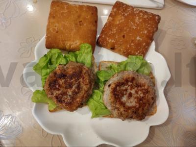 Namų hamburgeriai Žingsnis 10