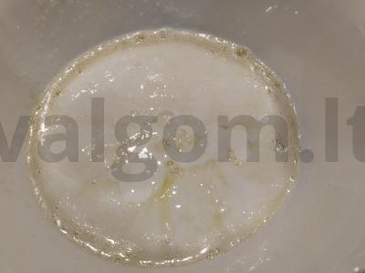 Skaniausias pyragas su kefyru ir kriaušių uogiene Žingsnis 2