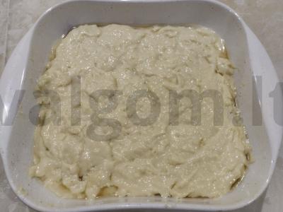 Skaniausias pyragas su kefyru ir kriaušių uogiene Žingsnis 7