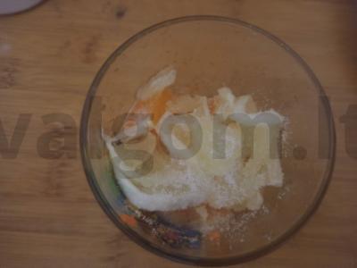 Mandarinų ir citrinos pyragas Žingsnis 2