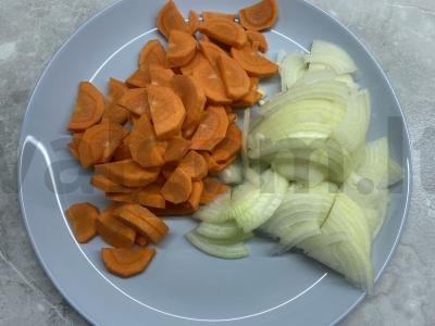 Kiaulienos troškinys su daržovėmis Žingsnis 2