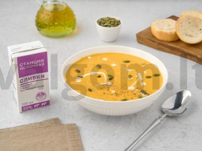 Sriuba su obuoliu ir moliūgu pagrindine nuotrauka