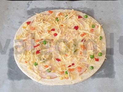 Greita pica su mėsa ir daržovėmis Žingsnis 4