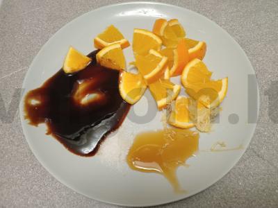 Kiaulienos šonkauliai, marinuoti unagi padaže su apelsinu ir kepti su cukinija bei paprikomis Žingsnis 2