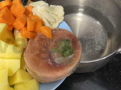 Vaikų sriuba-pyragas su lašiša ir daržovėmis Žingsnis 3