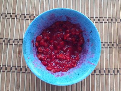 Vitamininis gėrimas su šermukšniu ir imbieru Žingsnis 2