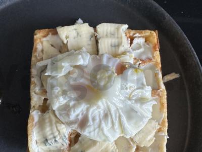 Bulvių vaflis su kiaušiniu poše Žingsnis 4