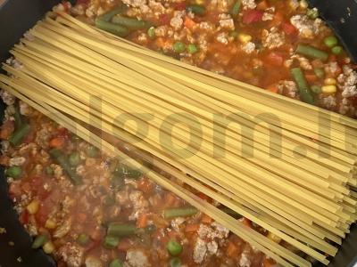 Spagečiai su faršu ir daržovėmis Žingsnis 4