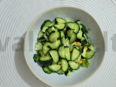 Nuostabus salotas su parmezanu Žingsnis 5