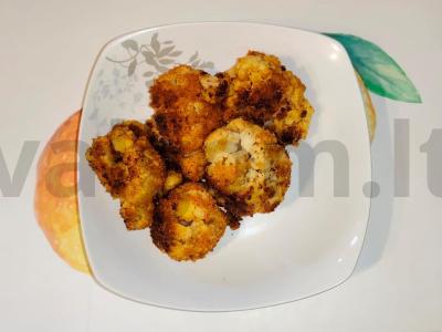 Tikra žiedinė kopūstai antrajam patiekalui pagrindine nuotrauka