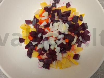 Vinegretas su raugintais kopūstais, barbaru ir garstyčių padažu Žingsnis 4