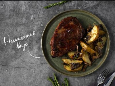 Keptas steikas su bulvėmis pagrindine nuotrauka