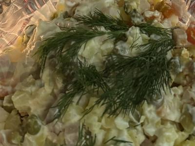 Olivje salotas su jogurtu Žingsnis 6