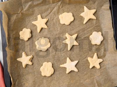 Sausainiai iš rūgštaus pieno Žingsnis 6