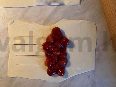 Vaisių pyragėliai su vyšniomis Žingsnis 8