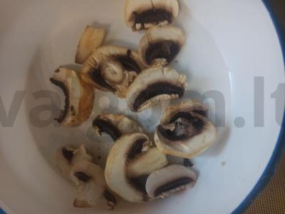 Teriyaki vištiena su grybais Žingsnis 2