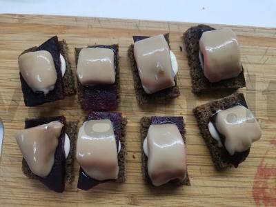 Kanarė su burokėliais ir silkės ikrais Žingsnis 3