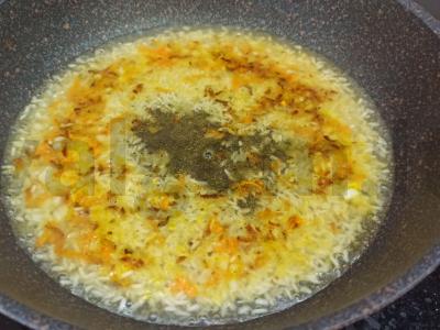 Jazminų ryžiai su morkomis ir svogūnais Žingsnis 3