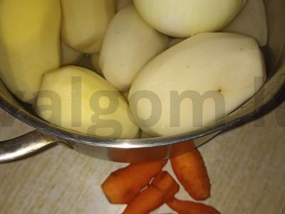 Žirnių sriuba su trigubu sūdymu Žingsnis 2