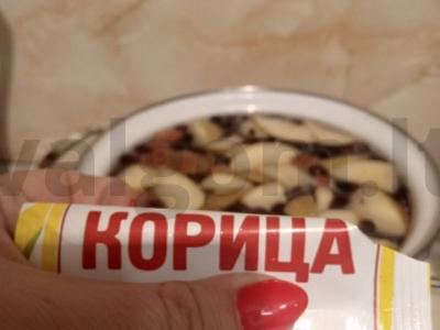 Šviežių uogų, obuolių ir cinamono kompotas Žingsnis 5