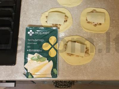 Pyragėliai su sūriu ir vištiena Žingsnis 6