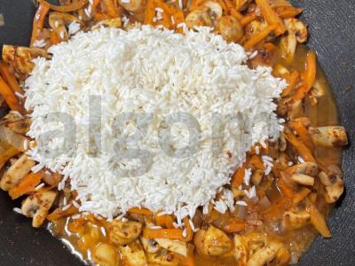 Vegetariškas plovas su grybais Žingsnis 5