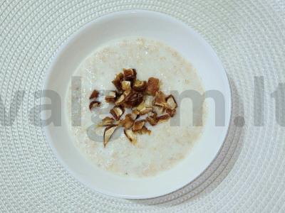 Avižinė košė su pienu, datulėmis ir moliūgų sėklomis Žingsnis 4