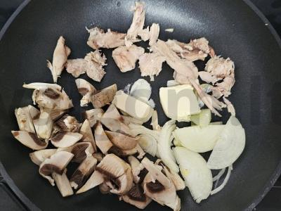 Bulvės su vištiena ir grybais grietinėlės padaže Žingsnis 2