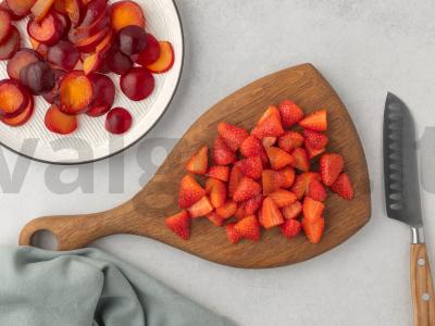 Braškinių ir slyvų tortas Žingsnis 6