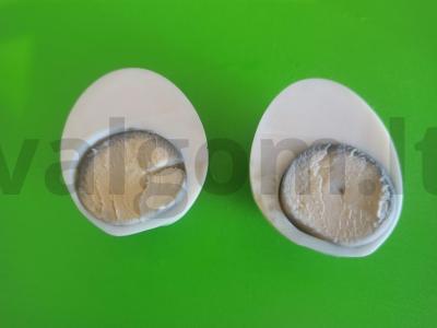 Įdarytas kiaušinis su sūrio ir raudonos ikros įdaru Žingsnis 3