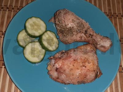 Vištiena su traškia plutele orkaitėje pagrindine nuotrauka