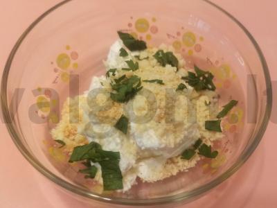 Užkandis su raudonąja žuvimi ant krekerių Žingsnis 2