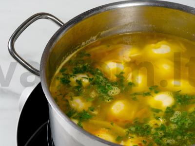 Sriuba su koldūnais Žingsnis 4