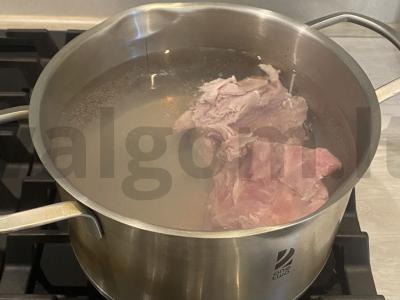 Daržovių sriuba su žvaigždutėmis makaronais Žingsnis 1