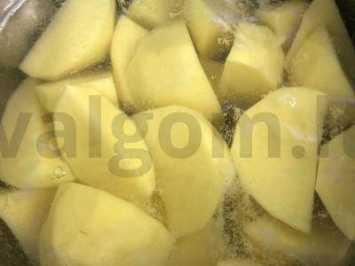 Bulvių košė su prieskoniais pieno pagrindu Žingsnis 2