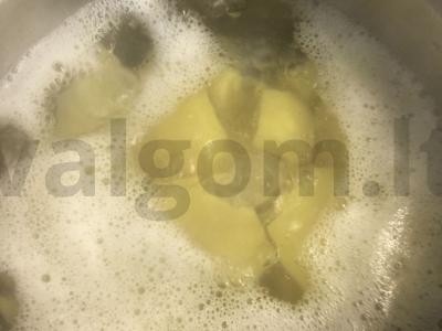 Bulvių košė su prieskoniais pieno pagrindu Žingsnis 3