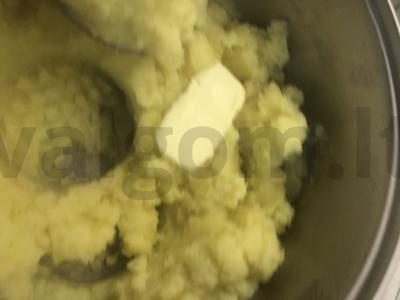 Bulvių košė su prieskoniais pieno pagrindu Žingsnis 8