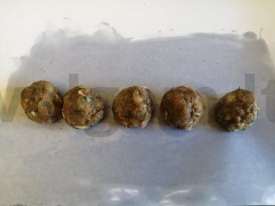 Vištienos meatballs su rugių sėlenomis Žingsnis 6