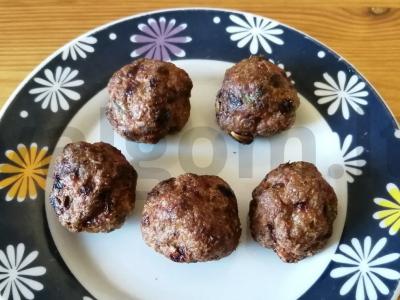 Vištienos meatballs su rugių sėlenomis Žingsnis 7