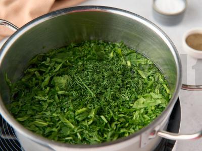 Žaliasis sriuba su omletu ir špinatais Žingsnis 6