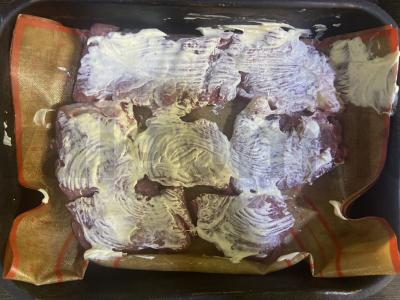 Kiaulienos eskalopas su pomidorais po sūrio plutele Žingsnis 2